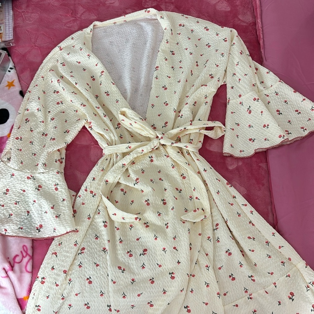 Floral robe